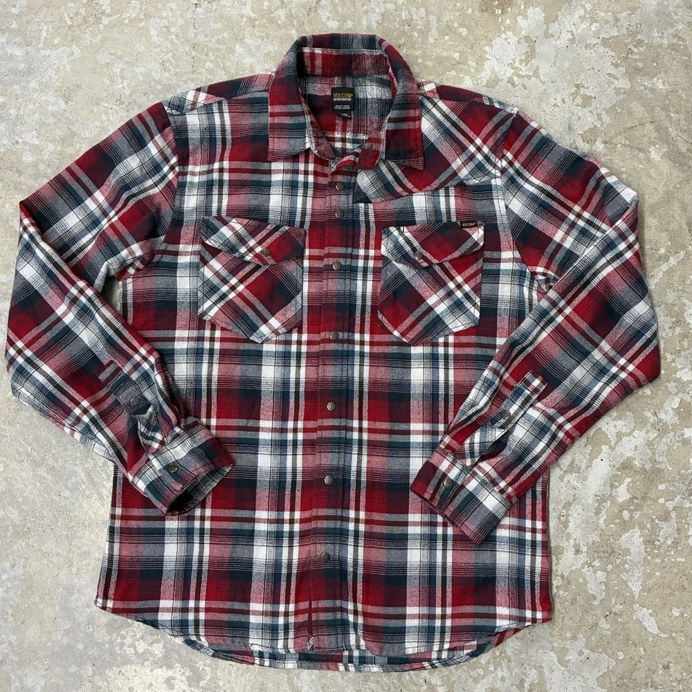 Volcom Workwear Plaid Flannel Shirt Mens Medium Red Snap Cabincore Lumberjack